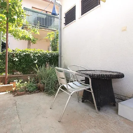 Apartment Fuer 3 Personen Ca 35 Qm In Pula, Istrien Istrische Riviera *